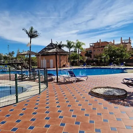 Piso En Lujosa Urbanizacion Hacienda Del Sol Estepona